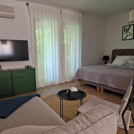Mystica - Charming Studio Apartment On The Beach Krusevo  Экстерьер фото