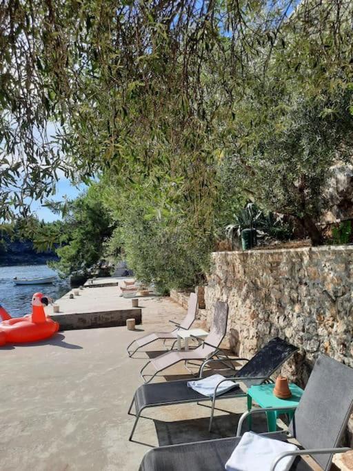 Mystica - Charming Studio Apartment On The Beach Krusevo  Экстерьер фото